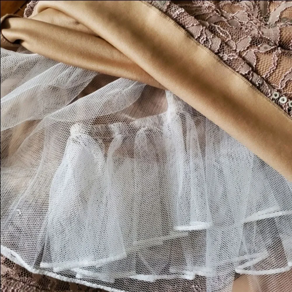 Sequins Lace Cutout Sleeveless Dress - Picture 7 of 9